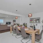Vila Orion