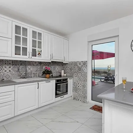 Astra Villa *